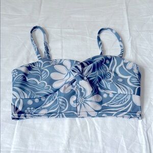 Free People Movement Floral Blue and White Crop Top Small